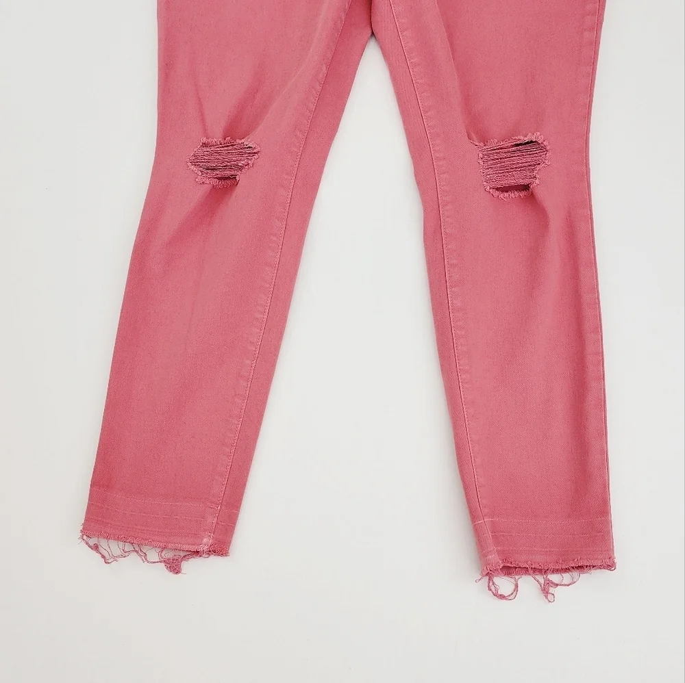 Old Navy Rockstar Mid Rise Jegging Pants